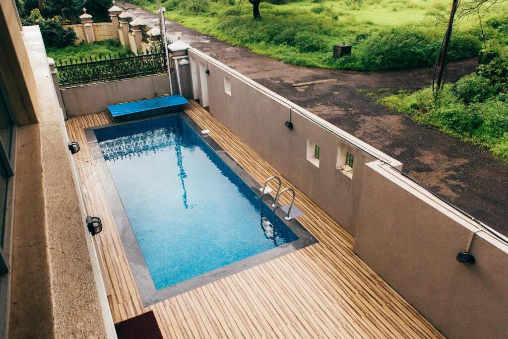 Unit 4 By Red Stone Villas Lonavala Dış mekan fotoğraf