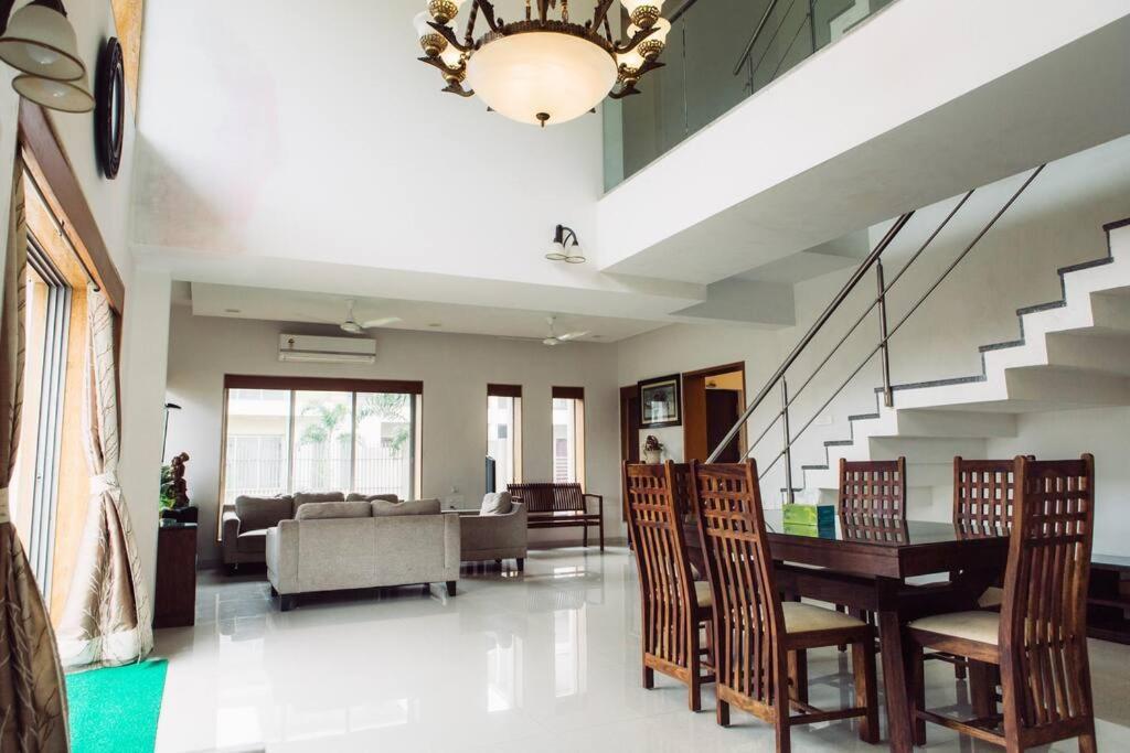 Unit 4 By Red Stone Villas Lonavala Dış mekan fotoğraf